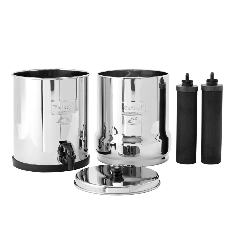 Big Berkey® démonté : les deux cuves, le couvercle et la paire d'éléments Black Berkey®