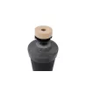Joint brun d'amorçage Berkey® monté sur la tige filetée d'un élément Black Berkey®, au-dessus du papillon de fixation