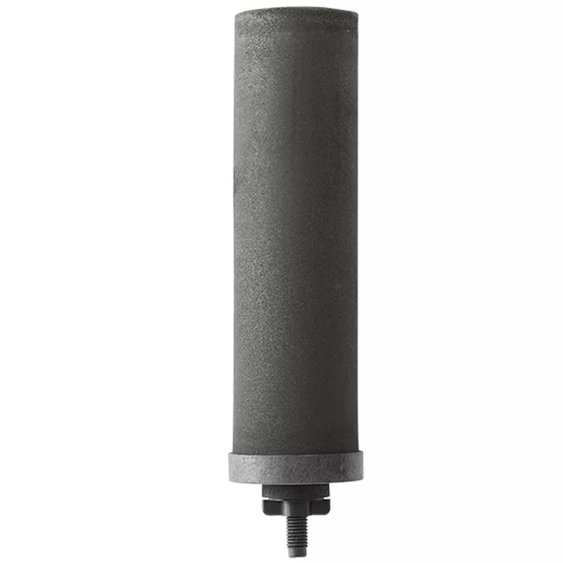 Un filtre Black Berkey® en gros plan, avec sa tige filetée