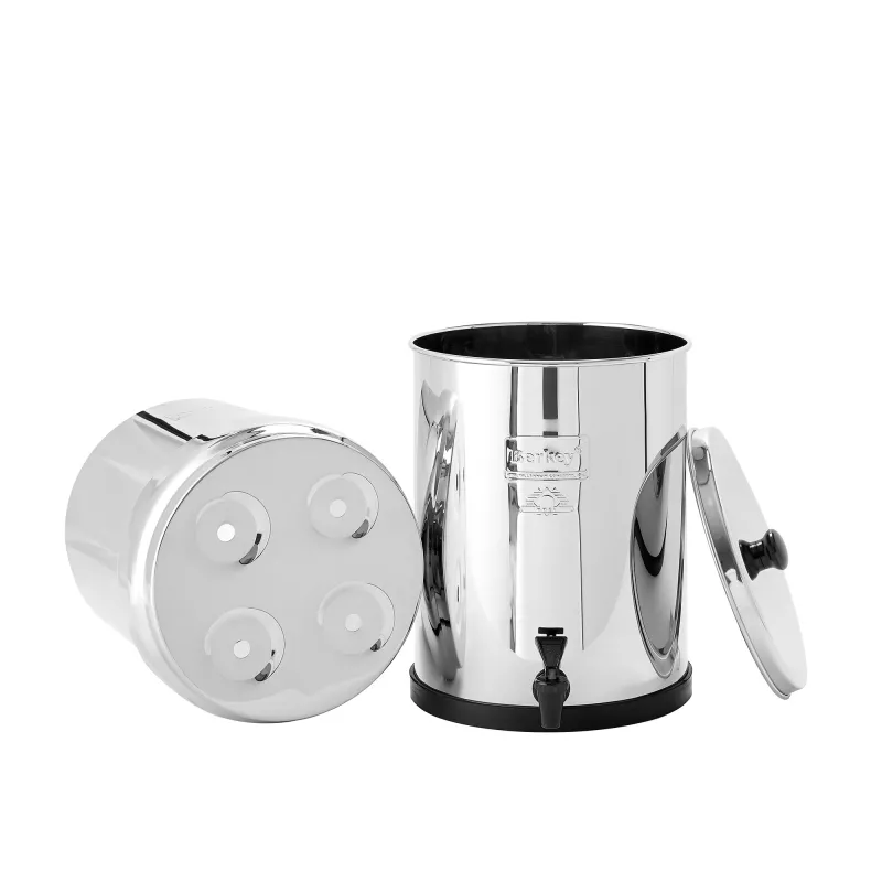Cuve supérieure du Royal Berkey® vue de dessous, cuve inférieure et couvercle