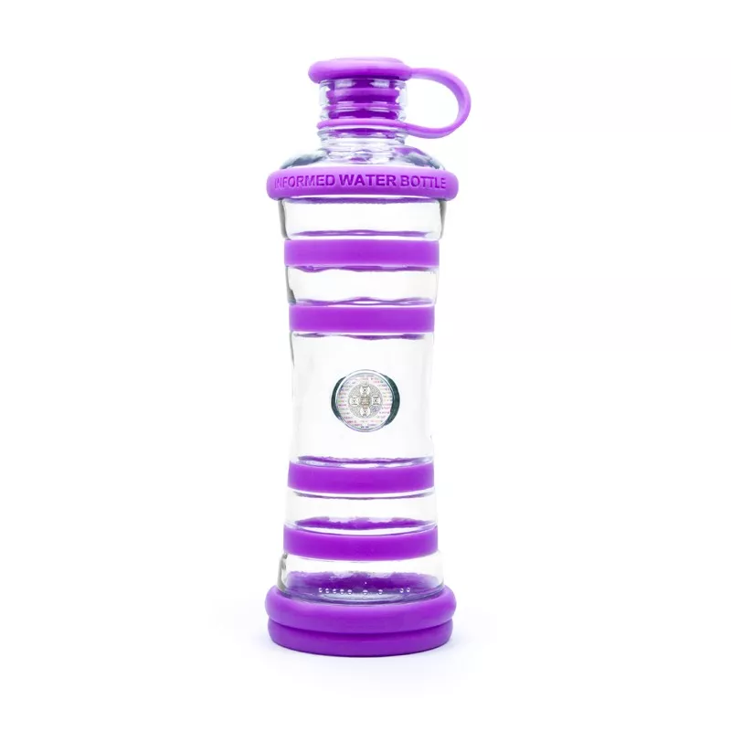 Bouteille i9 Sagesse violette 650 ml, bouchon fermé, sur fond blanc