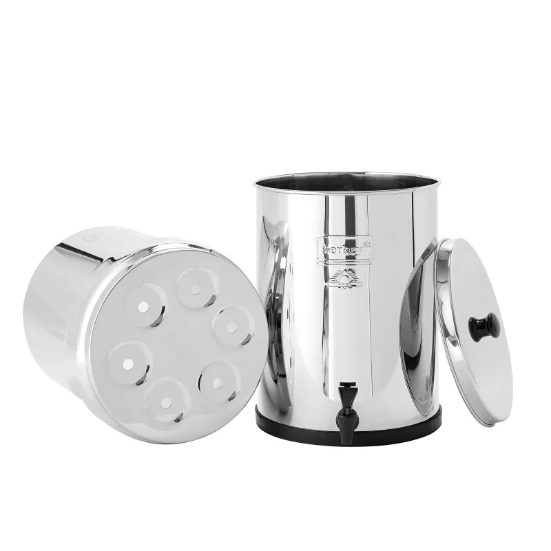 Cuve supérieure de l'Imperial Berkey® vue de dessous, cuve inférieure et couvercle