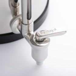 Robinet niveau d'eau inox Berkey® : détail du robinet et de sa manette